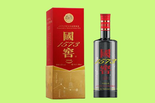 布拖县回收国窖1573.jpg
